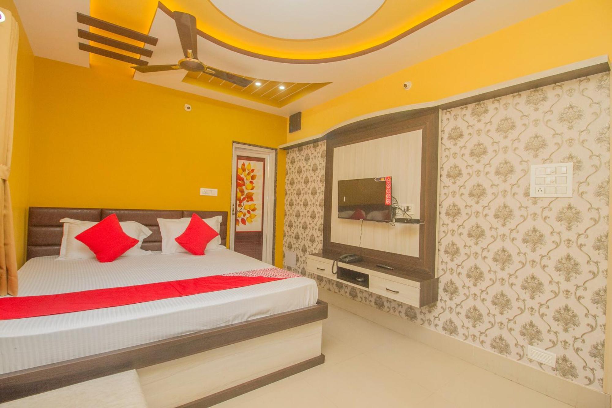 Super Hotel O Kalpana Residency Inn Siliguri Exterior photo